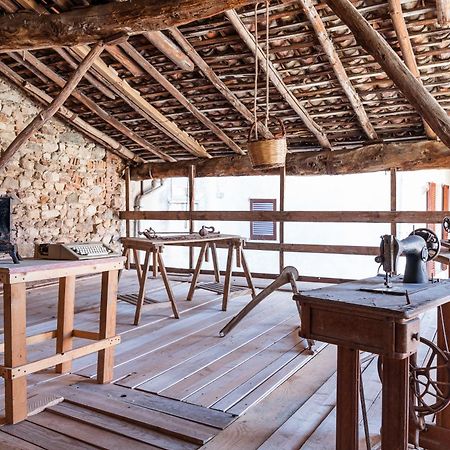 B&B La Corte And Home Restaurant - Free Parking - 10 Minutes To The Lake And Centre Комо Экстерьер фото