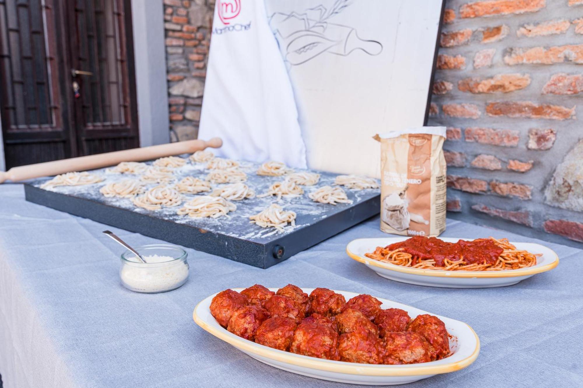 B&B La Corte And Home Restaurant - Free Parking - 10 Minutes To The Lake And Centre Tavernerio Экстерьер фото