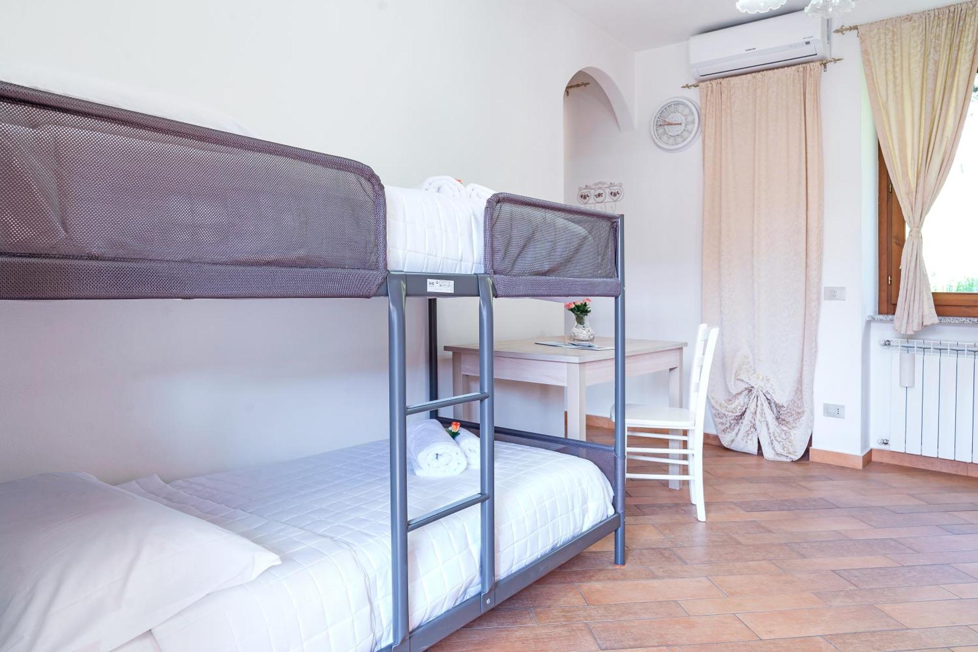 B&B La Corte And Home Restaurant - Free Parking - 10 Minutes To The Lake And Centre Tavernerio Экстерьер фото