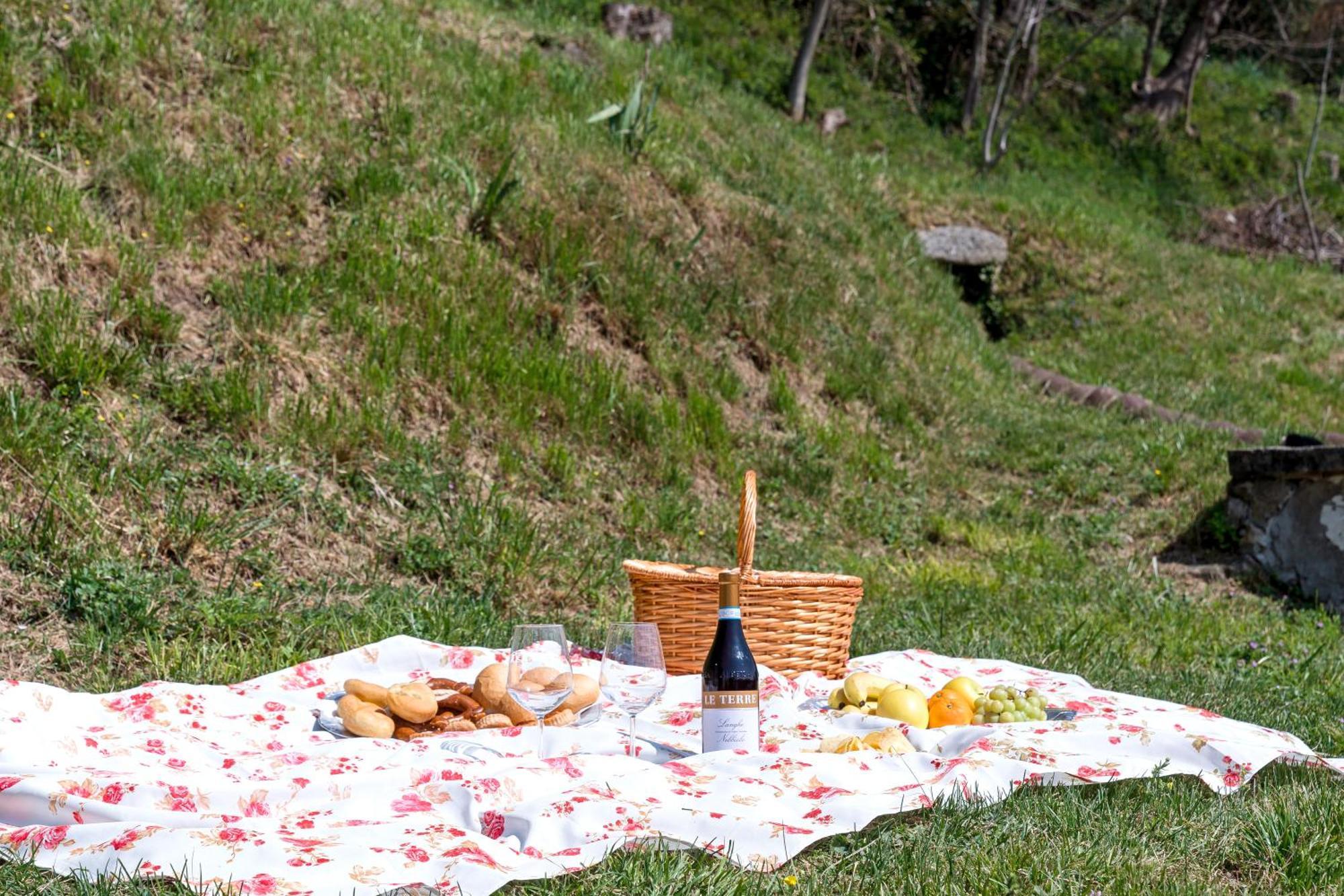 B&B La Corte And Home Restaurant - Free Parking - 10 Minutes To The Lake And Centre Tavernerio Экстерьер фото