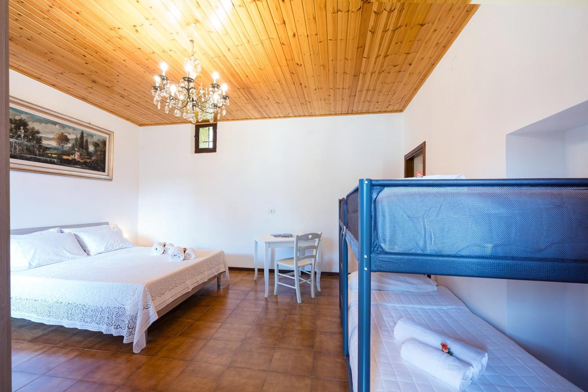 B&B La Corte And Home Restaurant - Free Parking - 10 Minutes To The Lake And Centre Tavernerio Экстерьер фото