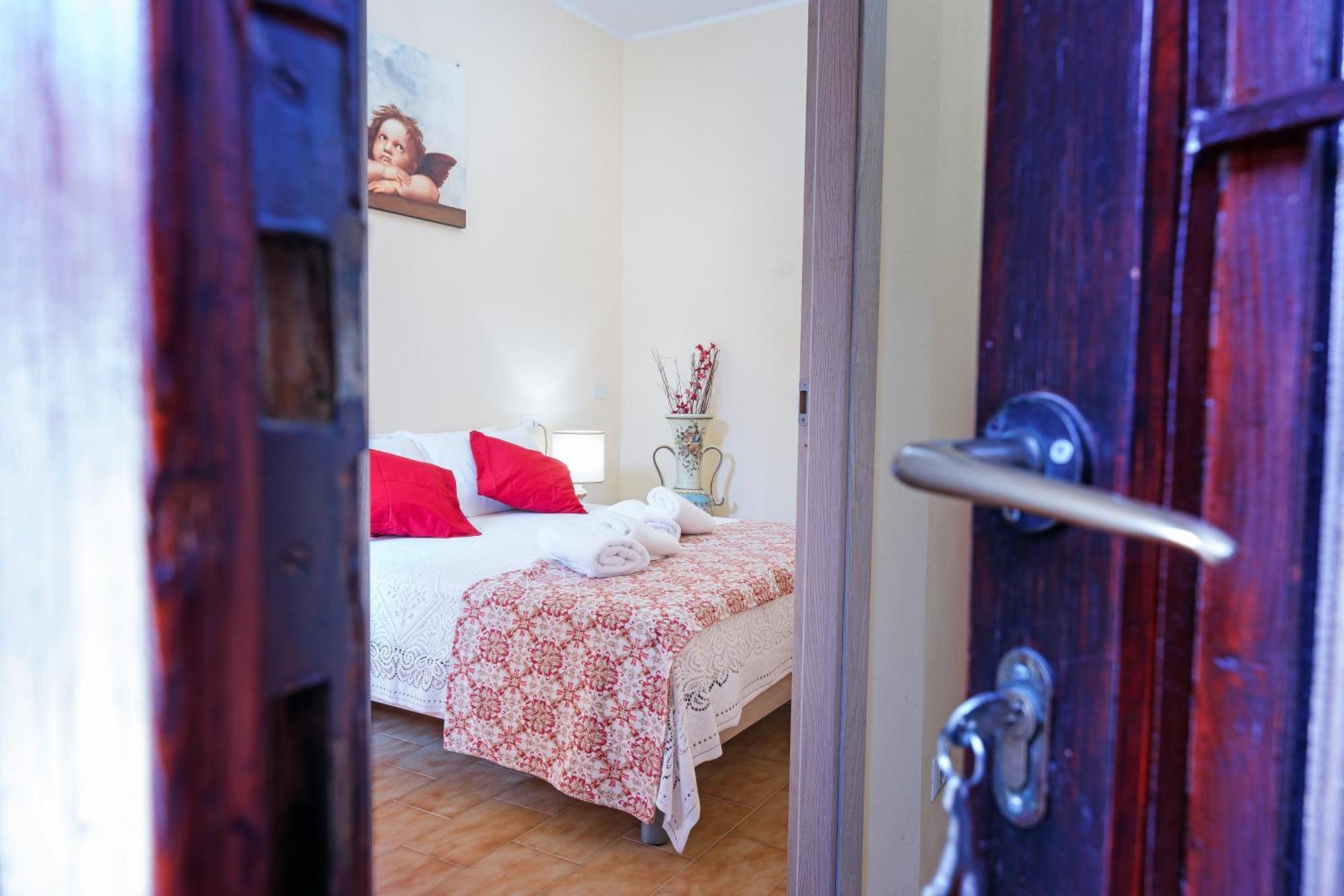 B&B La Corte And Home Restaurant - Free Parking - 10 Minutes To The Lake And Centre Комо Экстерьер фото
